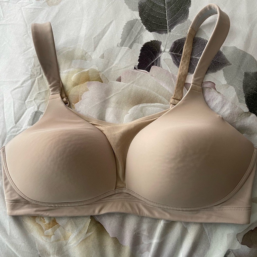 Moving Comfort Wire-free Padded Sports Bra
